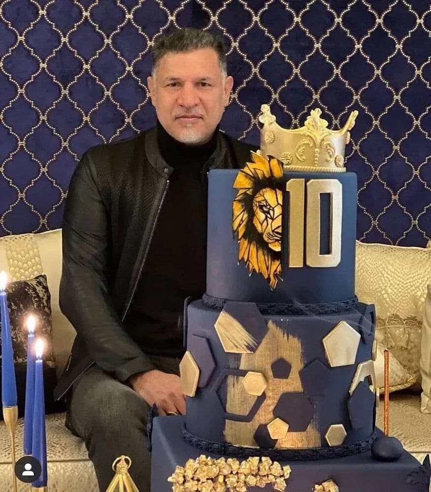 عکس کیک تولد 52 سالگی علی دایی