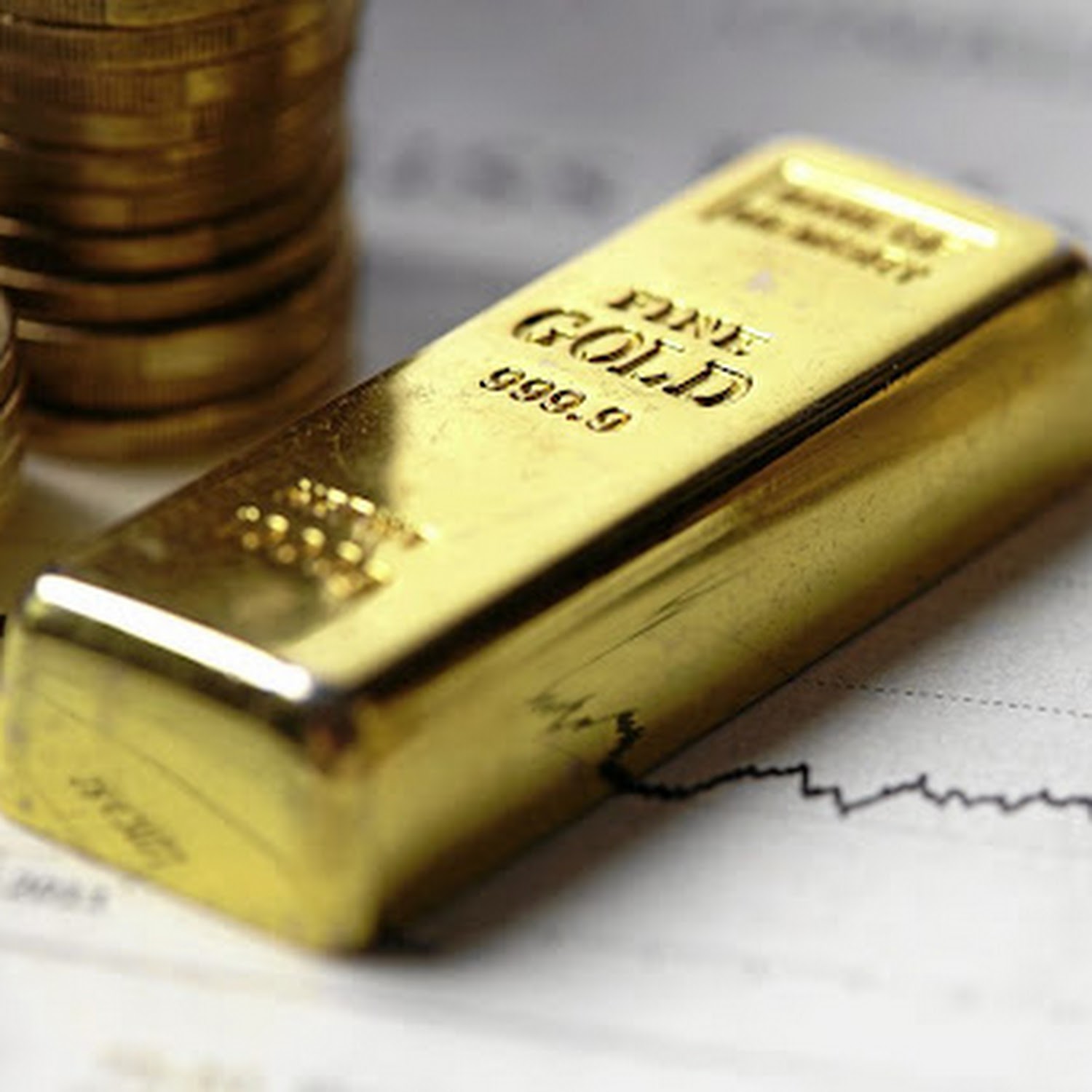 آیا قیمت طلا در خرداد ماه 1401 افزایشی است یا کاهشی؟